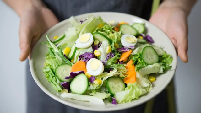 Cara Membuat Salad Buah yang Enak dan Segar dengan Bahan Sederhana